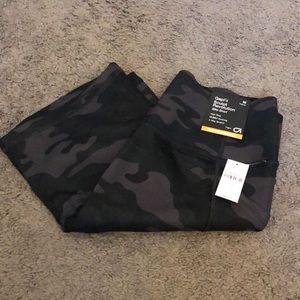 ‼️NWT‼️GAP Sculpt Biker Shorts